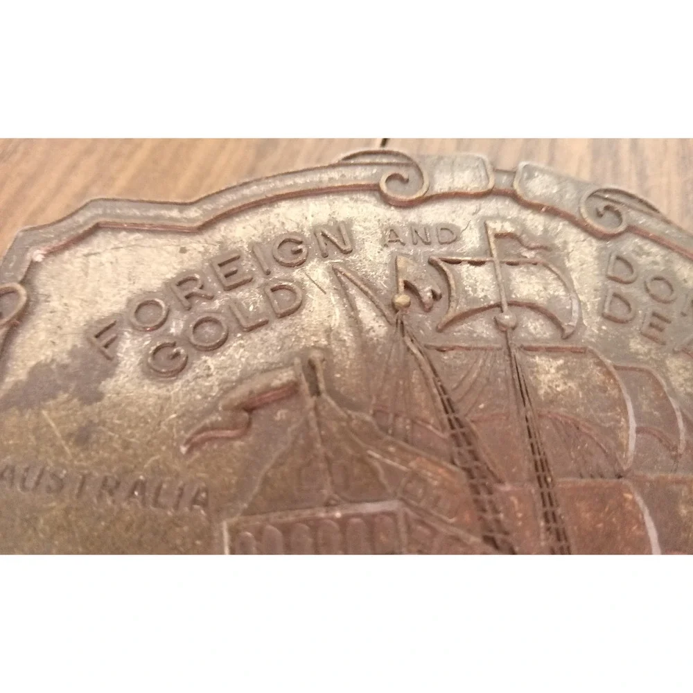 Livingston Wells & Co Vintage Brass Belt Buckle Gold Dealers Shipping 4 x 3
